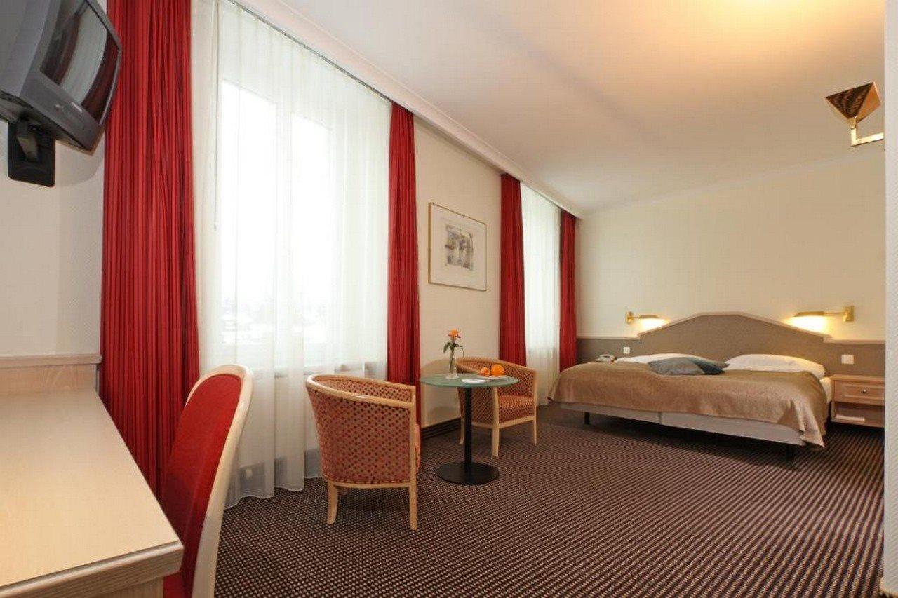 Seehotel Waldstaetterhof Swiss Quality Brunnen Exterior foto